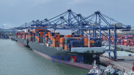 Le Vietnam accède à la catégorie investissement de RI