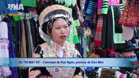 Les costumes traditionnels des Hmong, un héritage culturel préservé à Dien Bien
