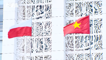 Vietnam, Poland elevate ties to Strategic Partnership