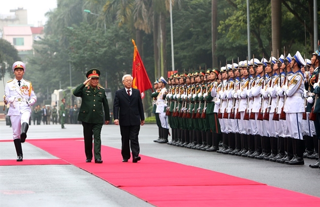 Sáng 10/1/2019 tại Hà Nội Tổng Bí thư Chủ tịch nước Nguyễn Phú Trọng Bí thư Quân ủy Trung ương đến dự và chỉ đạo Hội nghị Quân chính toàn quân năm 2018. Trong ảnh: Tổng Bí thư Chủ tịch nước Nguyễn Phú Trọng Bí Thư Quân ủy Trung ương duyệt đội danh dự QĐND Việt Nam. Ảnh: Dương Giang/TTXVN