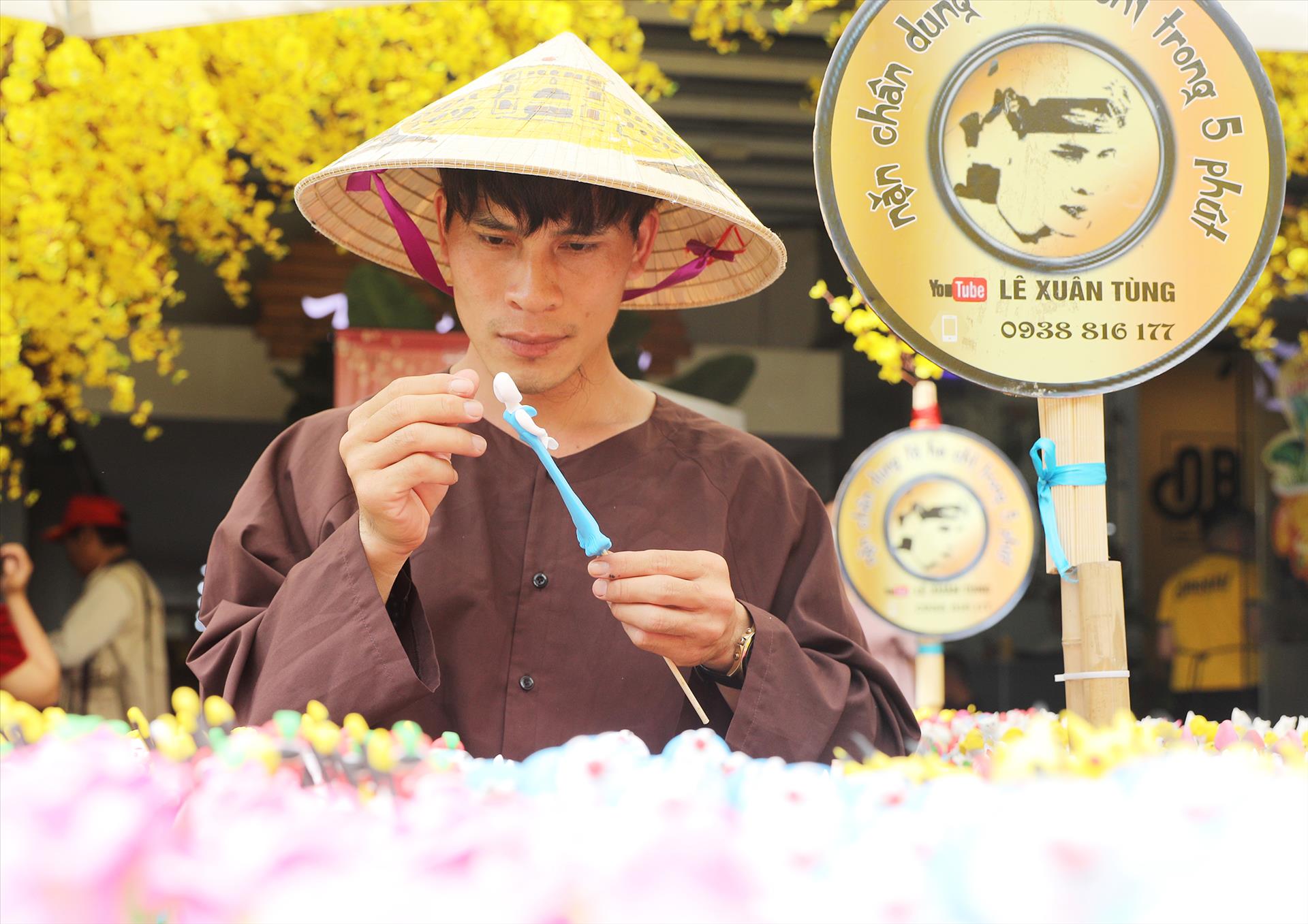 Lê Xuân Tùng người thổi hồn vào tò he truyền thống