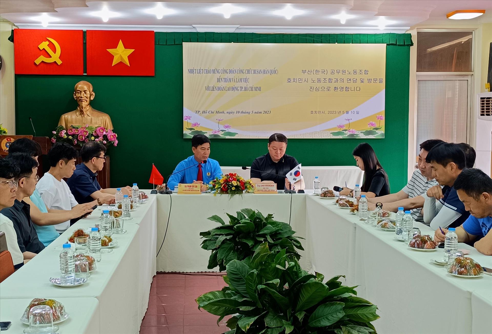 Công đoàn Thành phố Hồ Chí Minh và thành phố Busan (Hàn Quốc) trao đổi kinh nghiệm xây dựng mối quan hệ lao động
