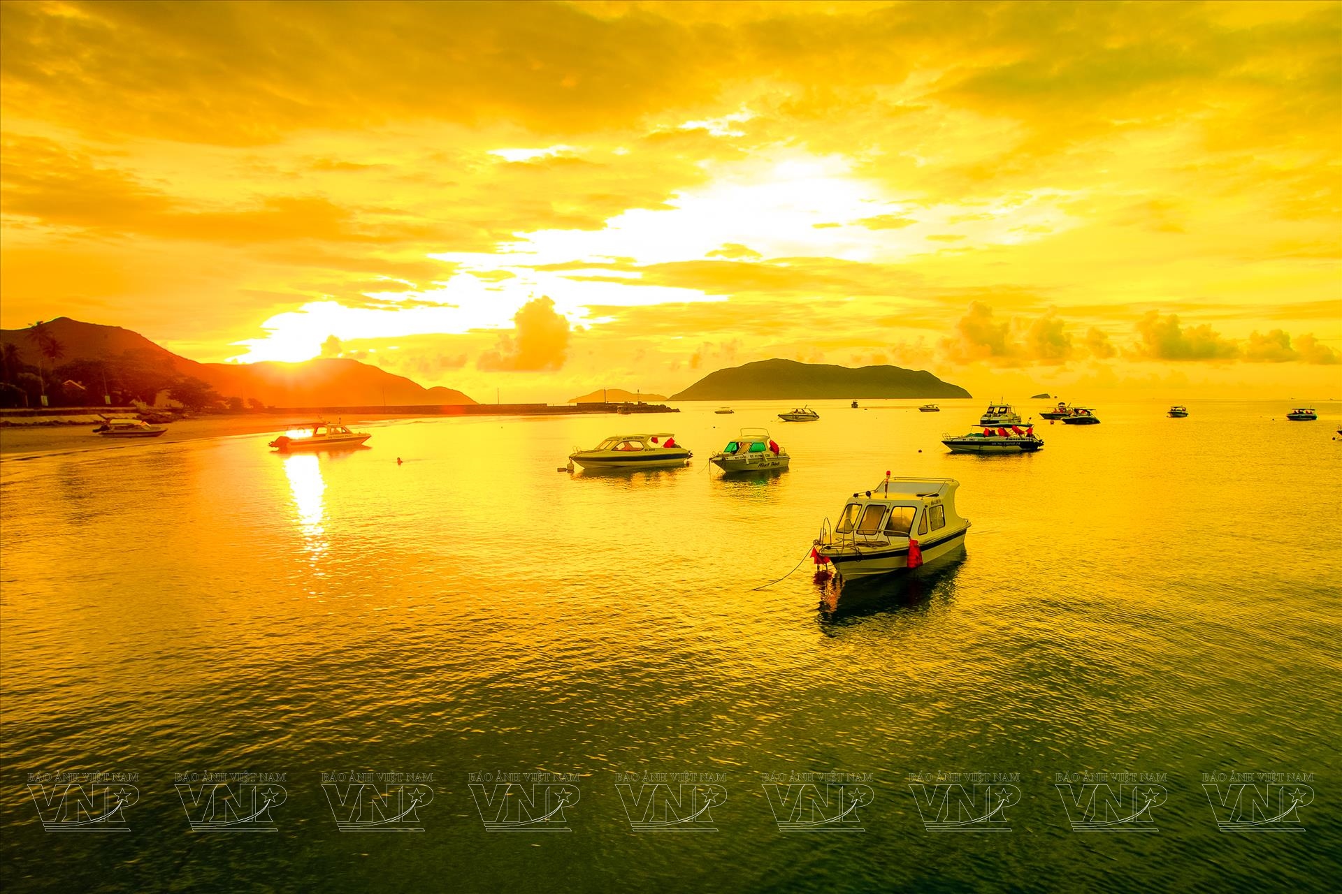 Con Dao: Sinfonía de mar, viento y memoria