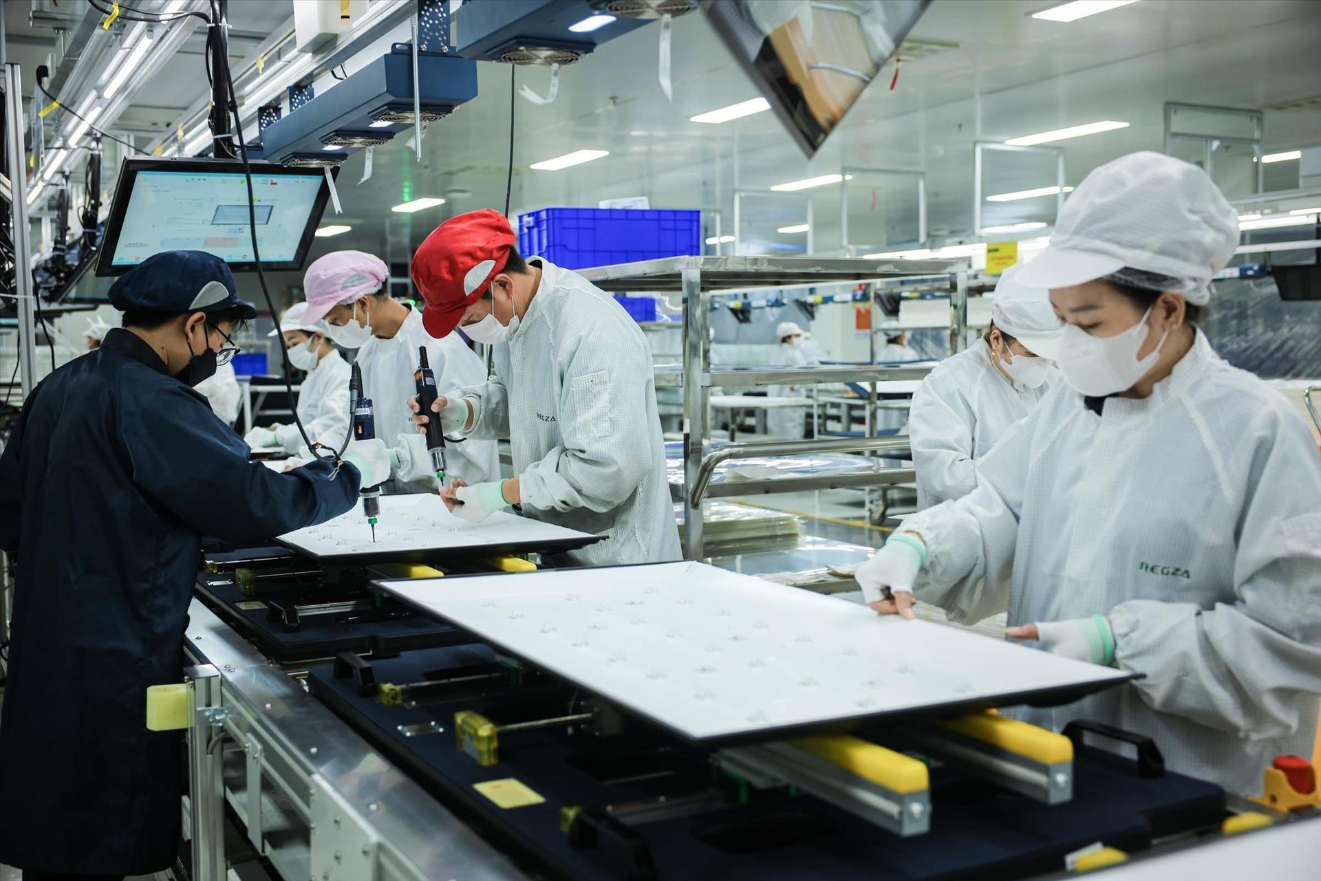 FDI 유치 경쟁 속 녹색·디지털 전환 절실