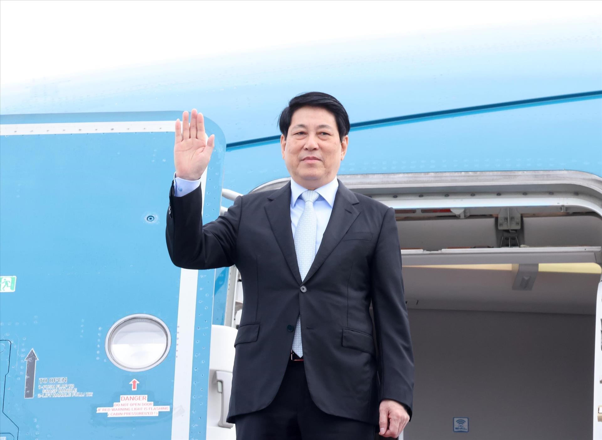 Presidente de Vietnam viaja a Corea del Sur para la Cumbre de APEC