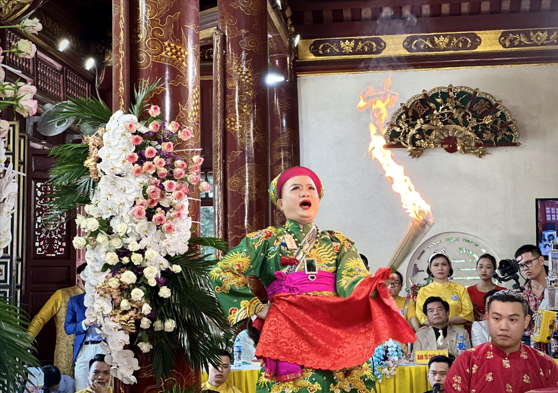 Культ Богинь-Матери Трех дворцов Тамфу в эпоху цифровых технологий