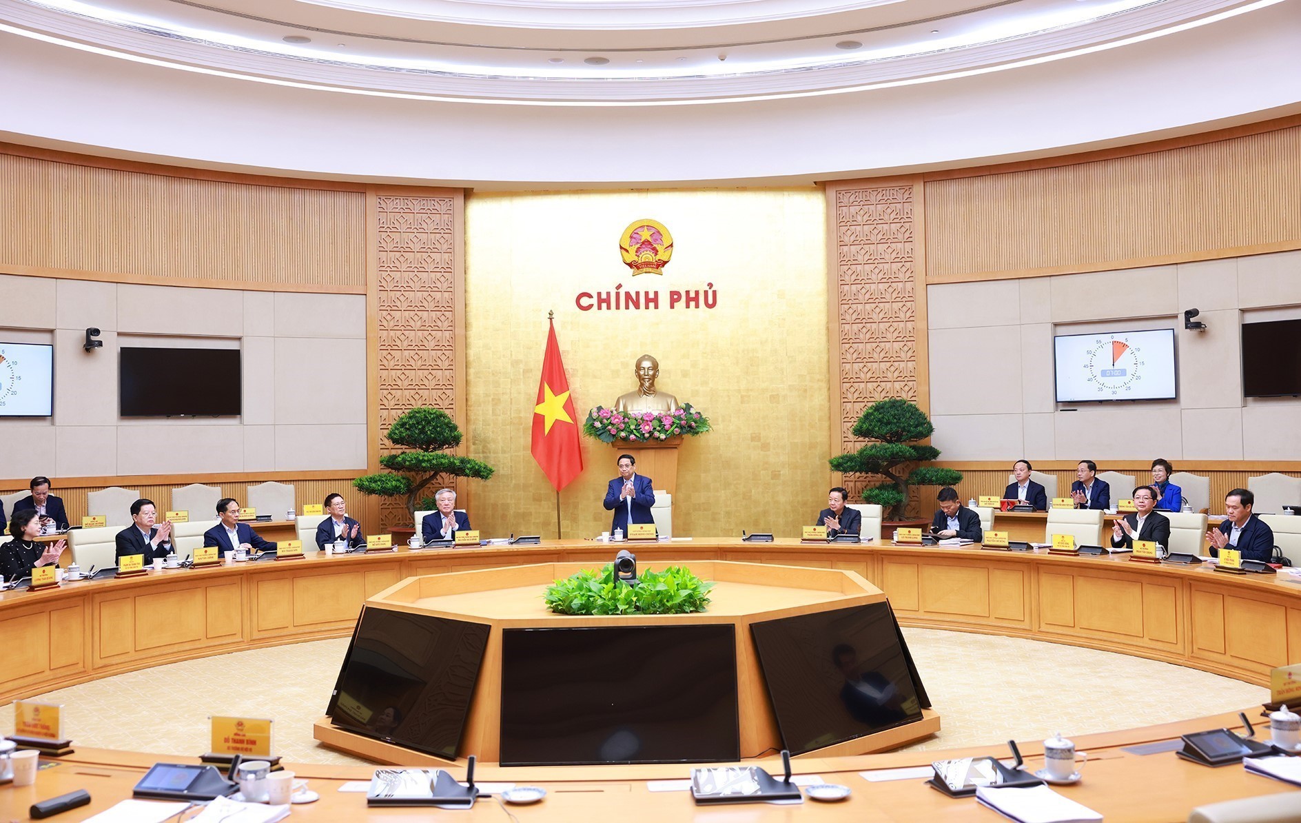 Thủ tướng Phạm Minh Chính: Cơ chế, chính sách về Trung tâm Tài chính quốc tế tại Việt Nam phải thông thoáng, phù hợp, khả thi