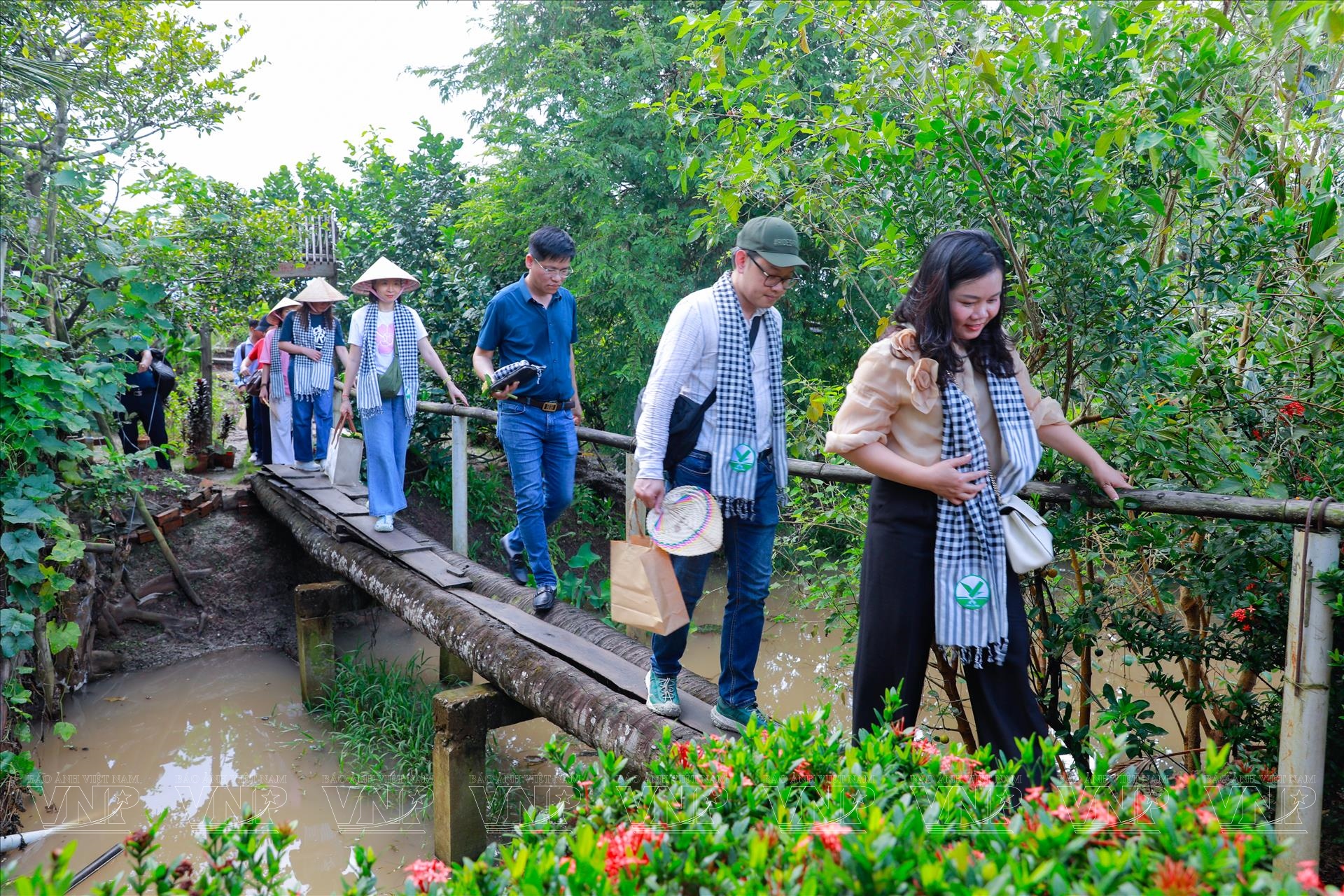 Hanoi-Vinh Long Tourism Cooperation: Unified in Development, Enhancing the Vietnamese Experience