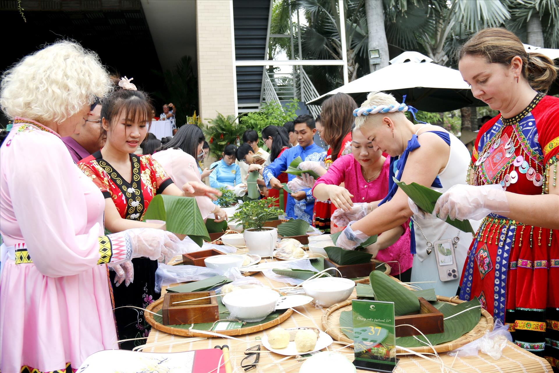 Le Vietnam accueille 17,2 millions de visiteurs étrangers en dix mois