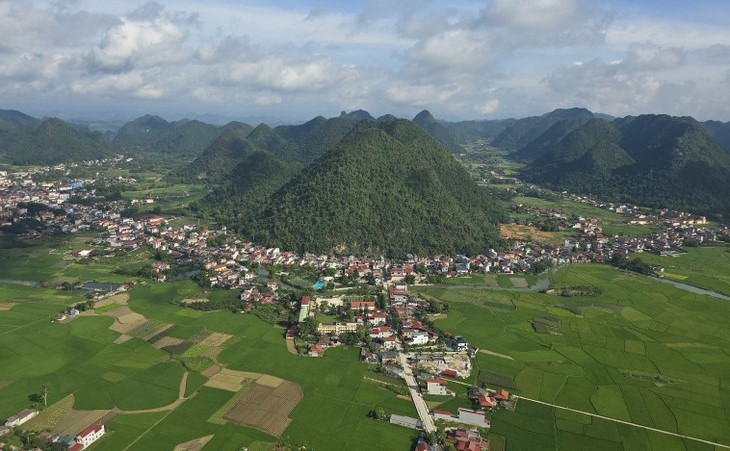 ລ້າງ​ເຊີນ ​ປະ​ກາດ​ນາມ​ມະ​ຍົດ ໝ​ຼ່​ບ້ານ​ທ່ອງ​ທ່ຽວ ດີ​ທີ່​ສຸດ​ໃນ​ໂລກ 2025