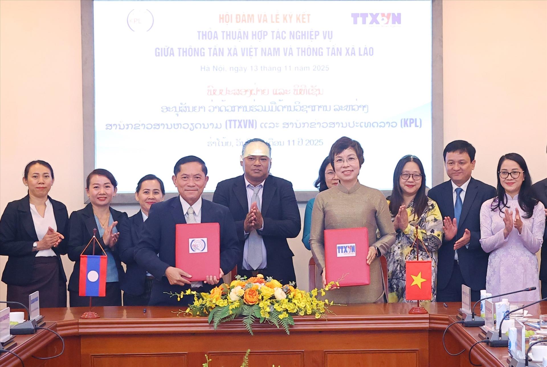 越老深化媒体合作 巩固两国特殊友好关系