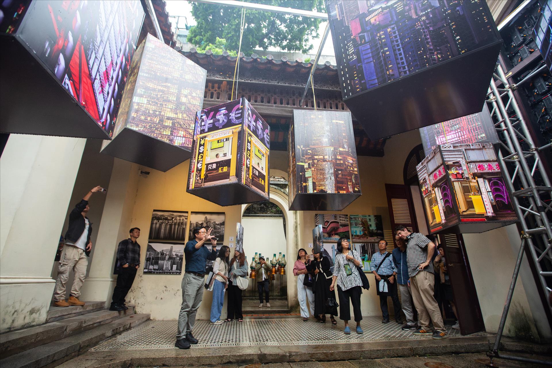 Những thành phố kể chuyện