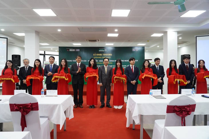 ハノイに「分析REセンター」開所 現場で測る環境センサーと人材育成を加速