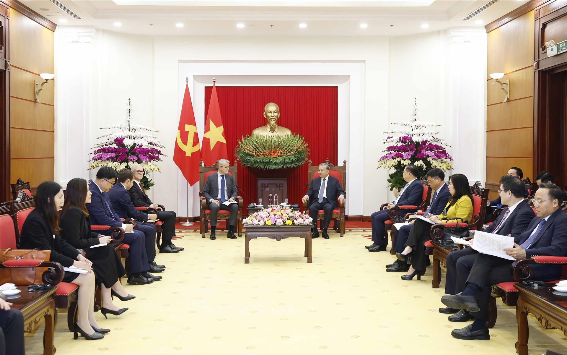 Tổng Bí thư Tô Lâm tiếp Giám đốc Tập đoàn A.P.Moller - Maersk