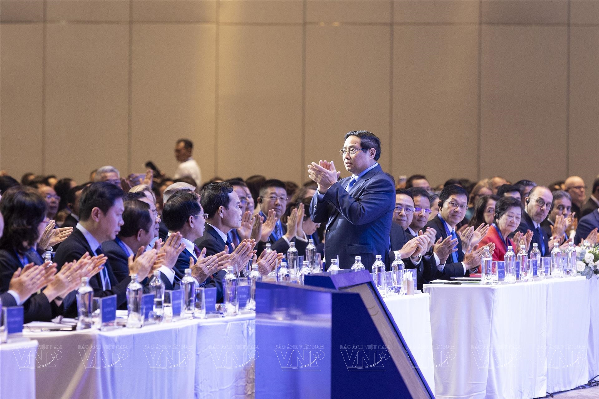 范明政总理：越南愿与全球伙伴开展利益和谐、风险共担的有效合作