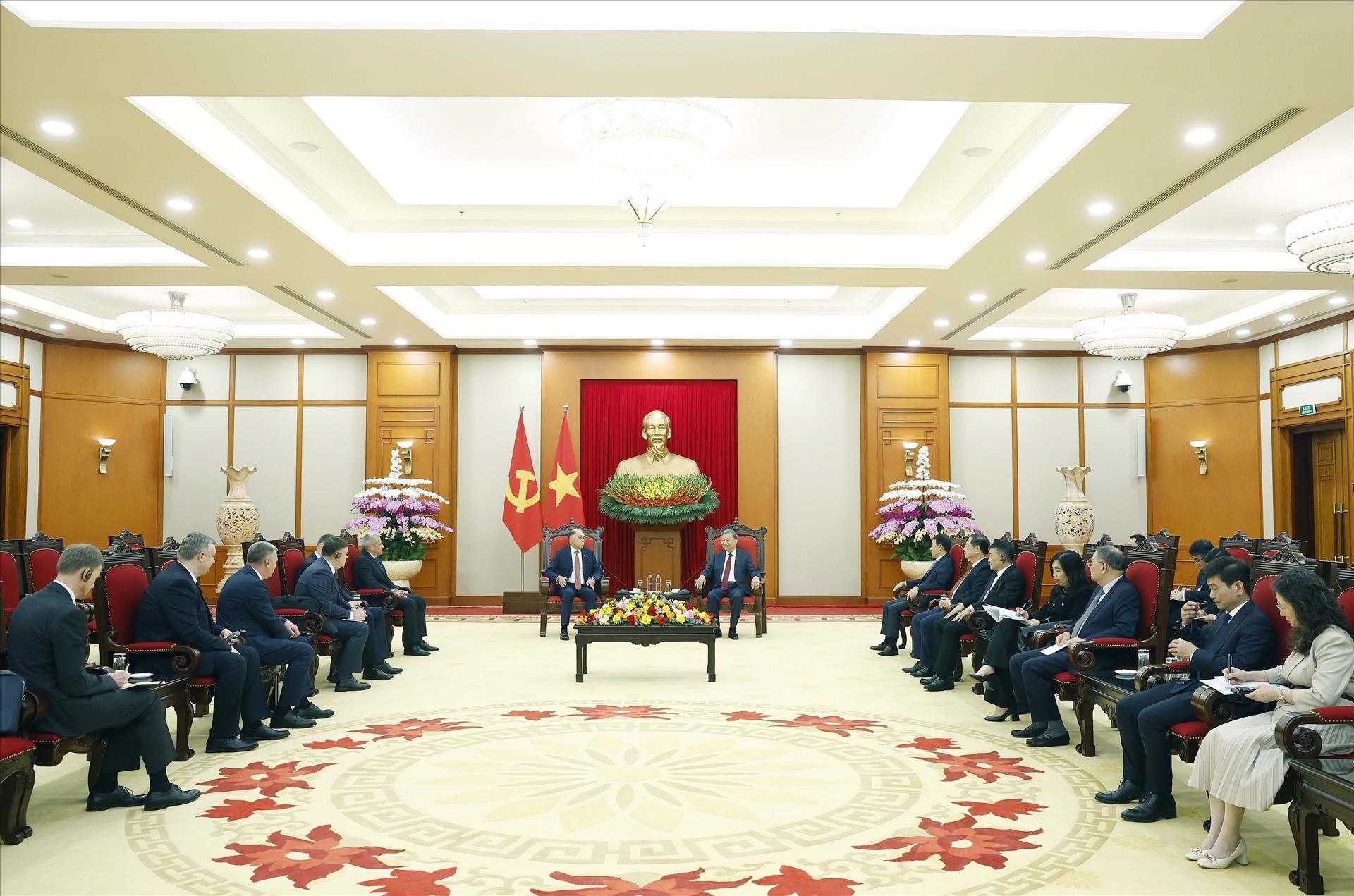 Tổng Bí thư Tô Lâm tiếp Thư ký Hội đồng An ninh Belarus