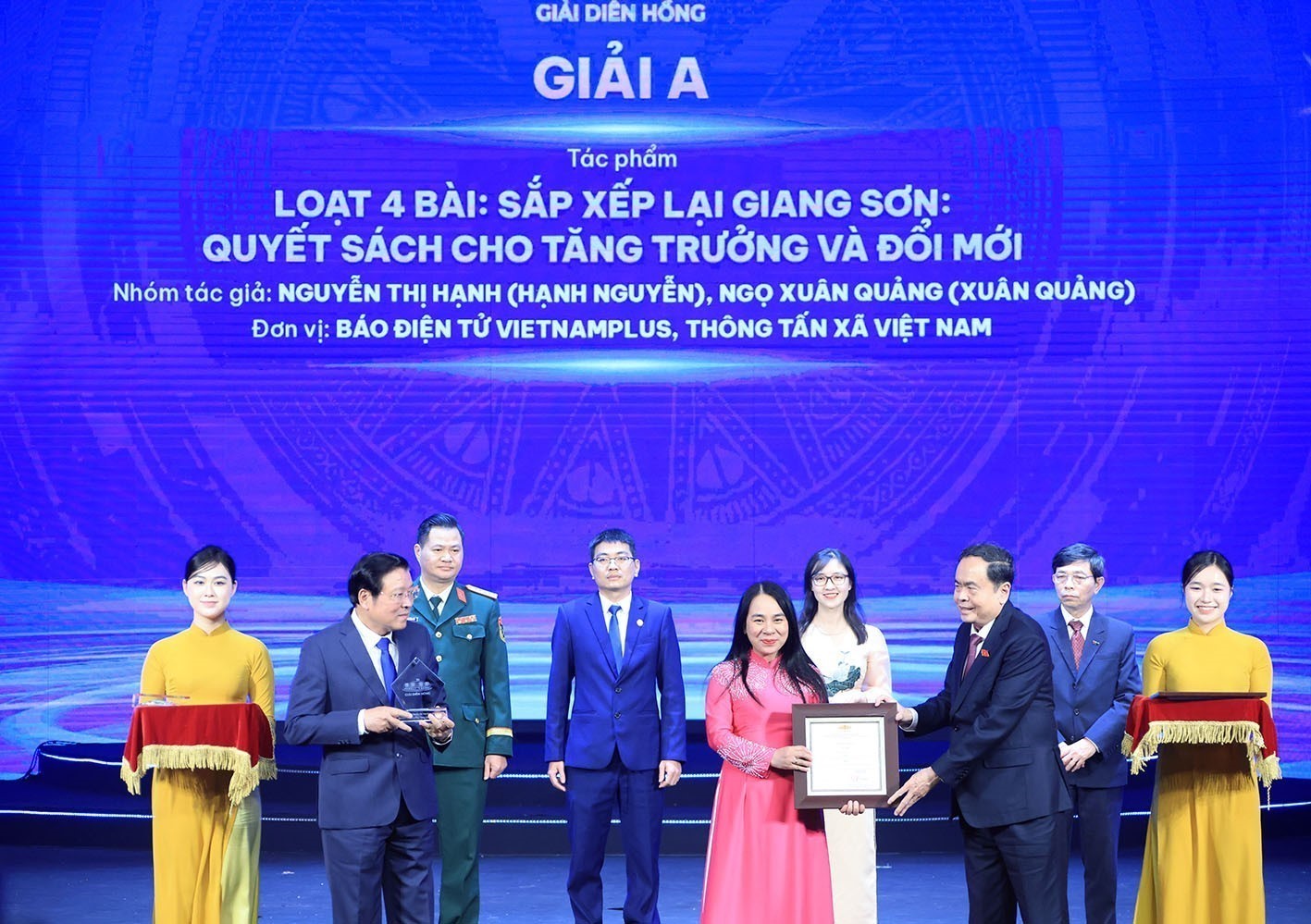 Lễ trao Giải Diên Hồng lần thứ tư: Tôn vinh 64 tác phẩm xuất sắc