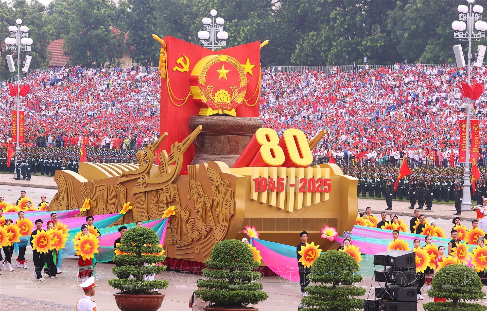 LOS 10 EVENTOS DESTACADOS DE VIETNAM EN 2025 SELECCIONADOS POR LA VNA