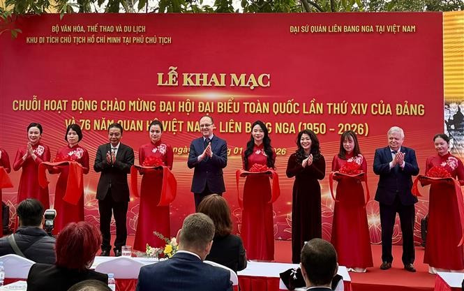 Inauguran exposición temática sobre Presidente Ho Chi Minh y el Parlamento de Vietnam