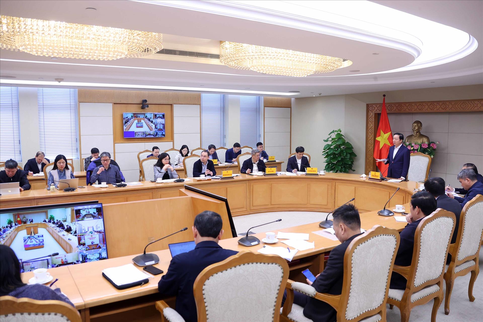 Hoàn thiện chính sách đầu tư, bảo hiểm và chuyển đổi nghề trong lĩnh vực thủy sản