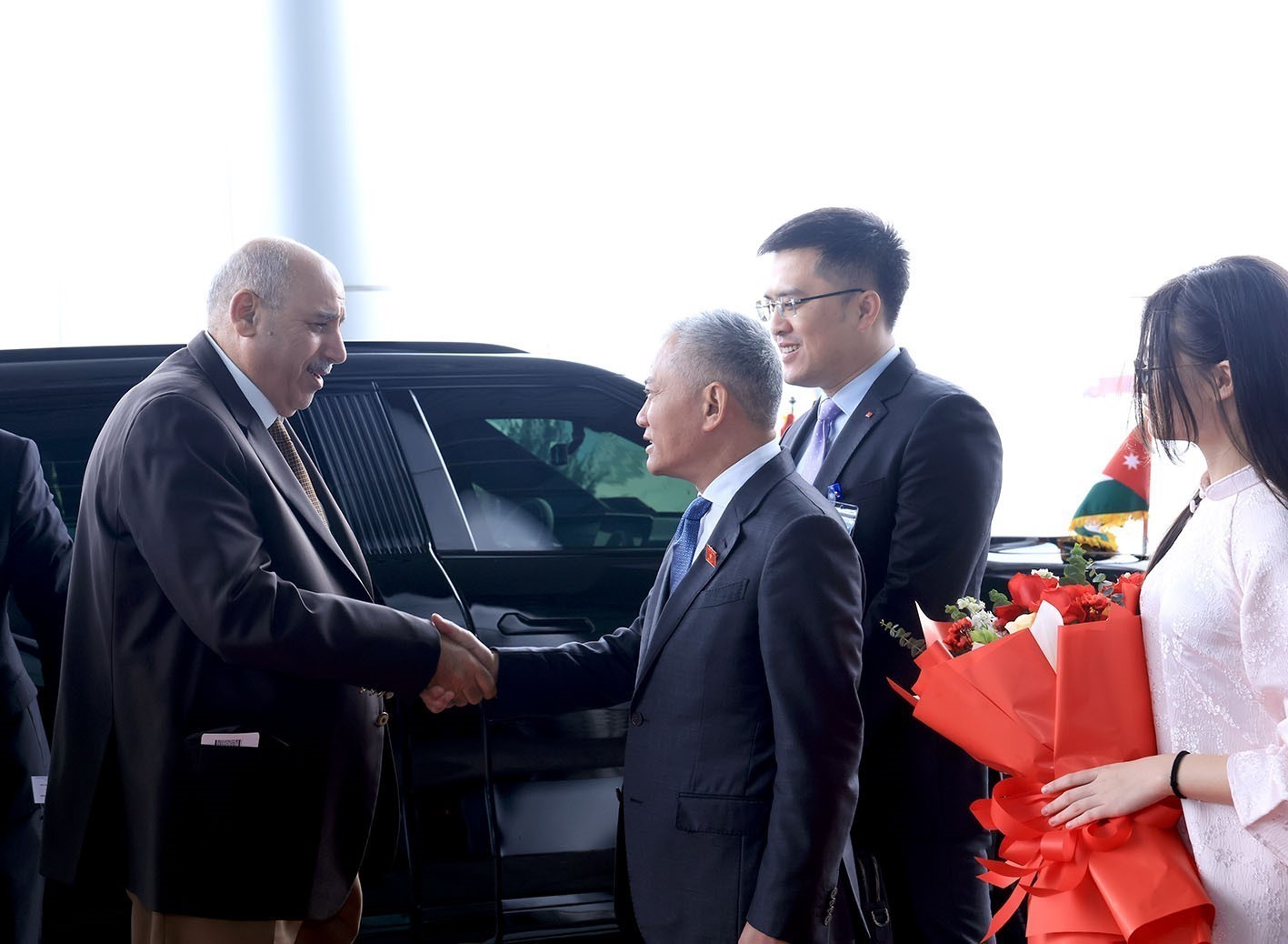 Chủ tịch Hạ viện Jordan đến Hà Nội, bắt đầu thăm chính thức Việt Nam