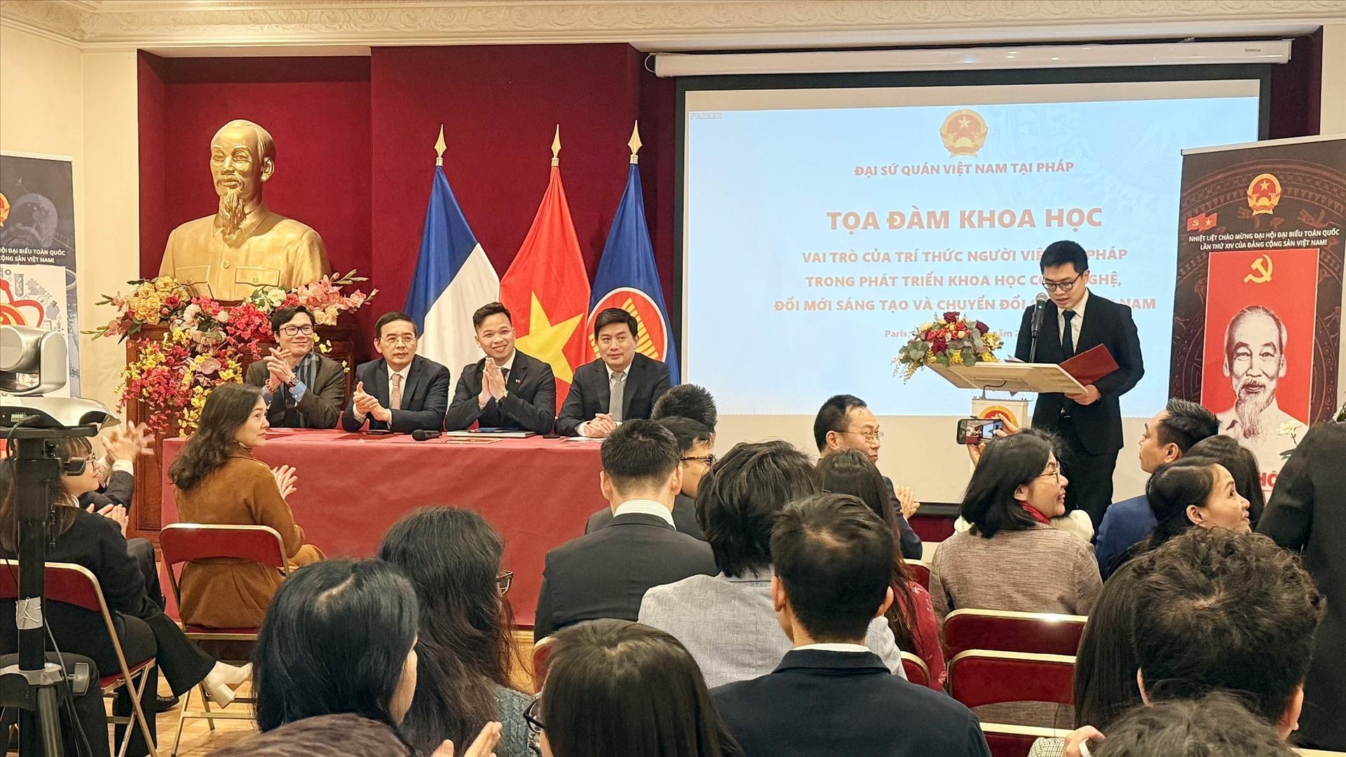 Résolution 57 : les intellectuels vietnamiens en France mobilisés pour la science et la technologie