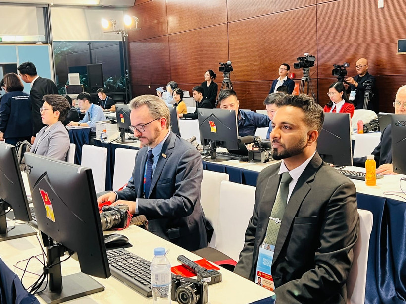 Regards internationaux sur le 14ᵉ Congrès du Parti communiste du Vietnam