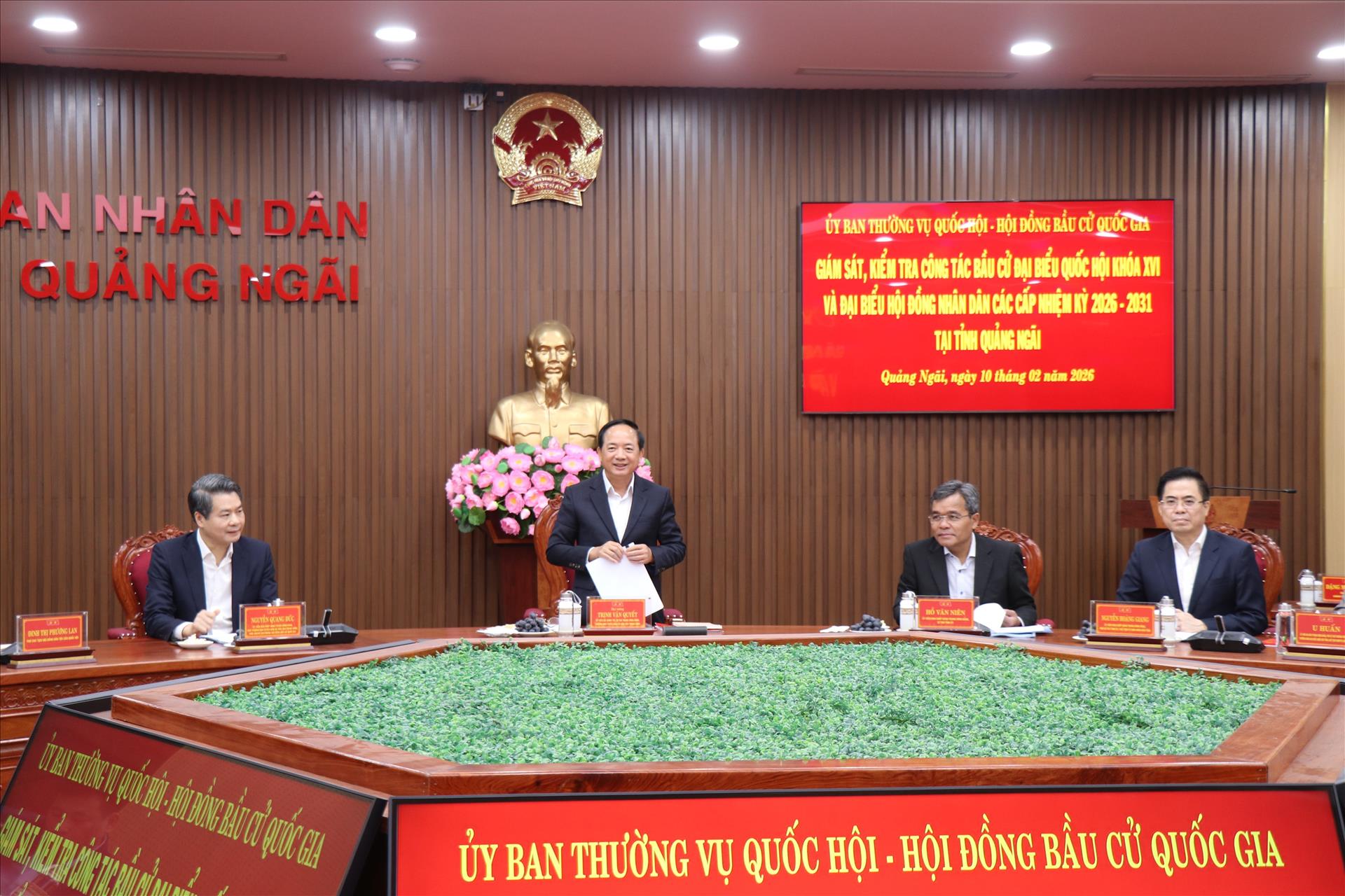 Bầu cử Quốc hội và HĐND: Đồng chí Trịnh Văn Quyết kiểm tra thực tiễn chuẩn bị tại Quảng Ngãi