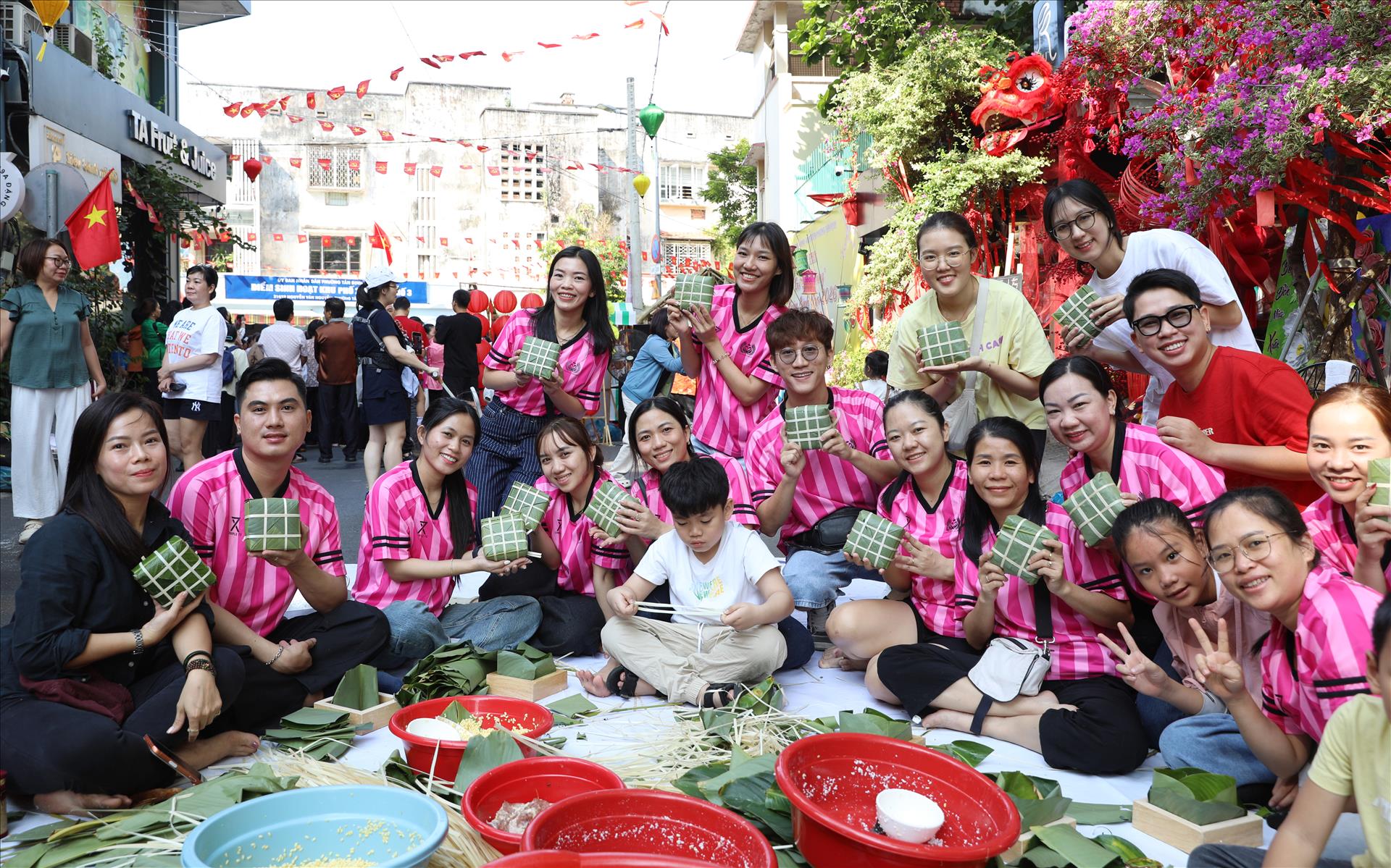 Xuân yêu thương đến với người khuyết tật thành phố Hồ Chí Minh