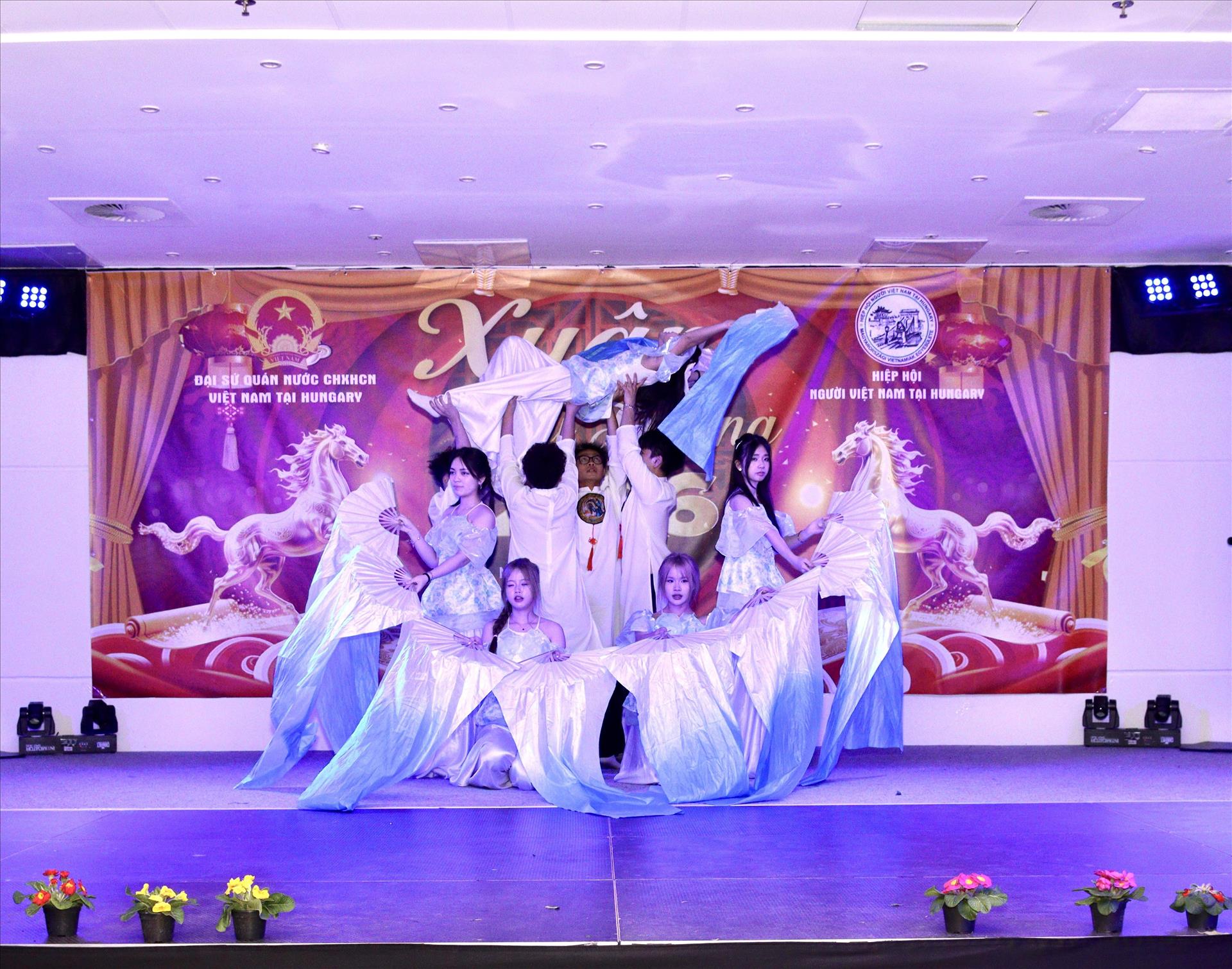 Xuân Bính Ngọ 2026: Cộng đồng người Việt Nam tại Hungary hân hoan đón Tết