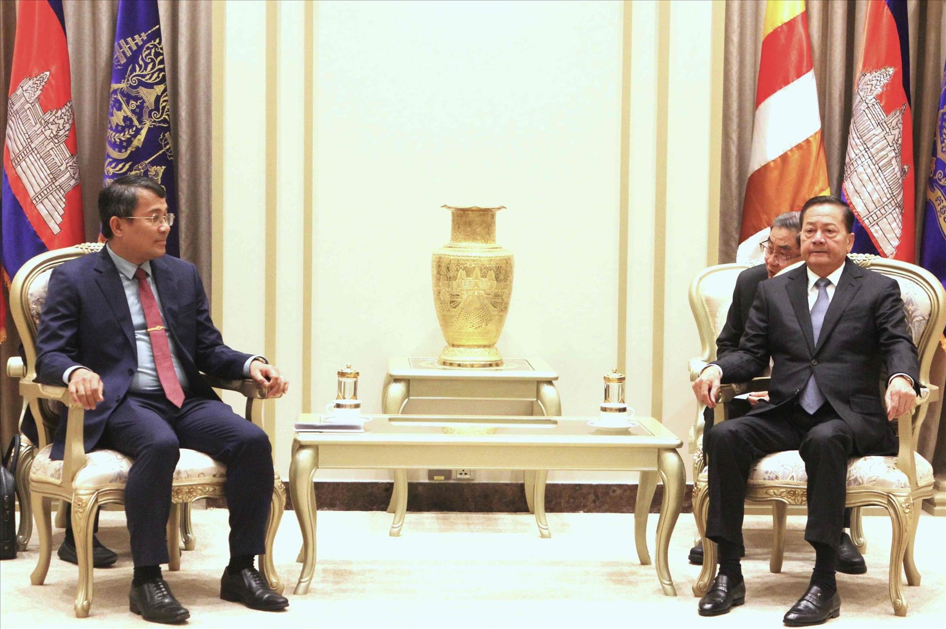 Củng cố vững chắc quan hệ hữu nghị truyền thống Việt Nam-Campuchia