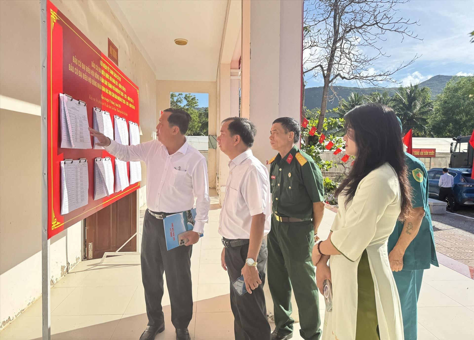 Bầu cử Quốc hội và HĐND: Đa dạng hóa các hình thức thông tin bầu cử tại các địa bàn biển, đảo