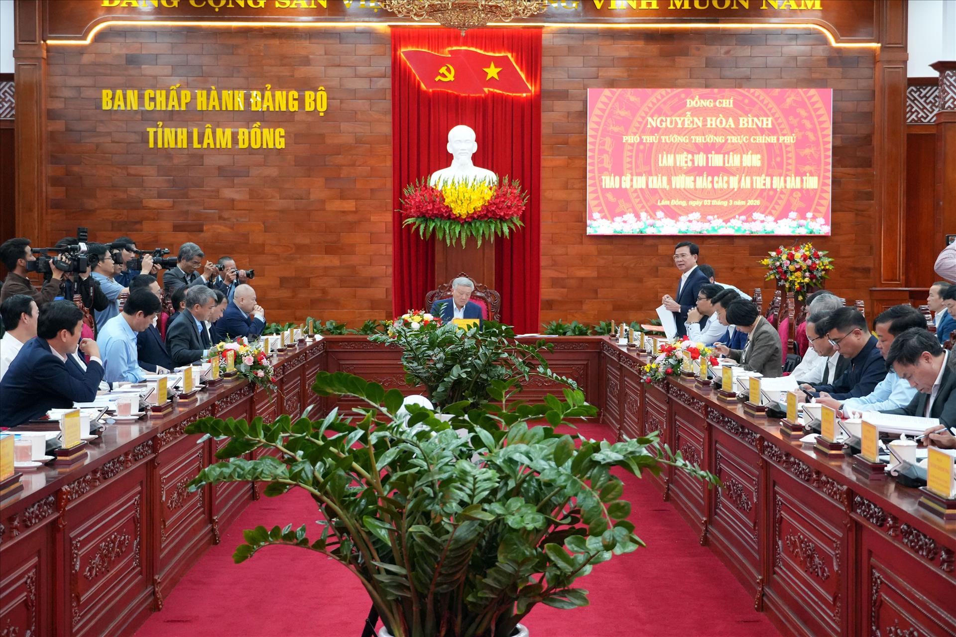 Phó Thủ tướng Nguyễn Hòa Bình: Lâm Đồng cần tập trung tháo gỡ vướng mắc cho các dự án