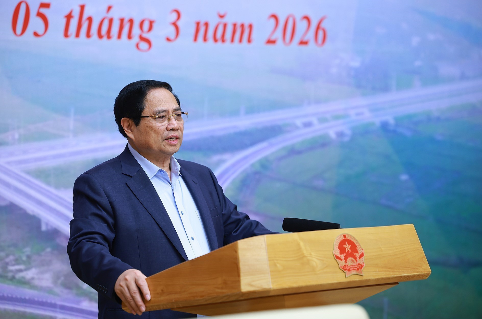 Prime Minister urges faster progress on key transport projects