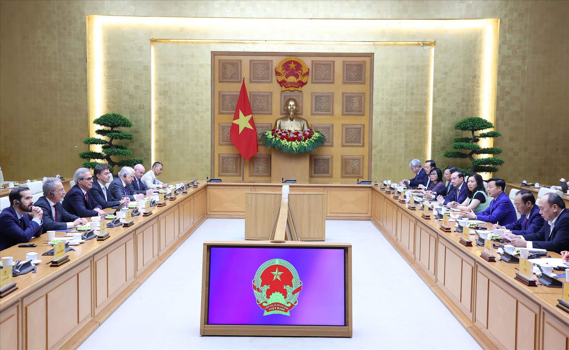 Phó Thủ tướng Trần Hồng Hà làm việc với Đoàn thanh tra IUU của EC