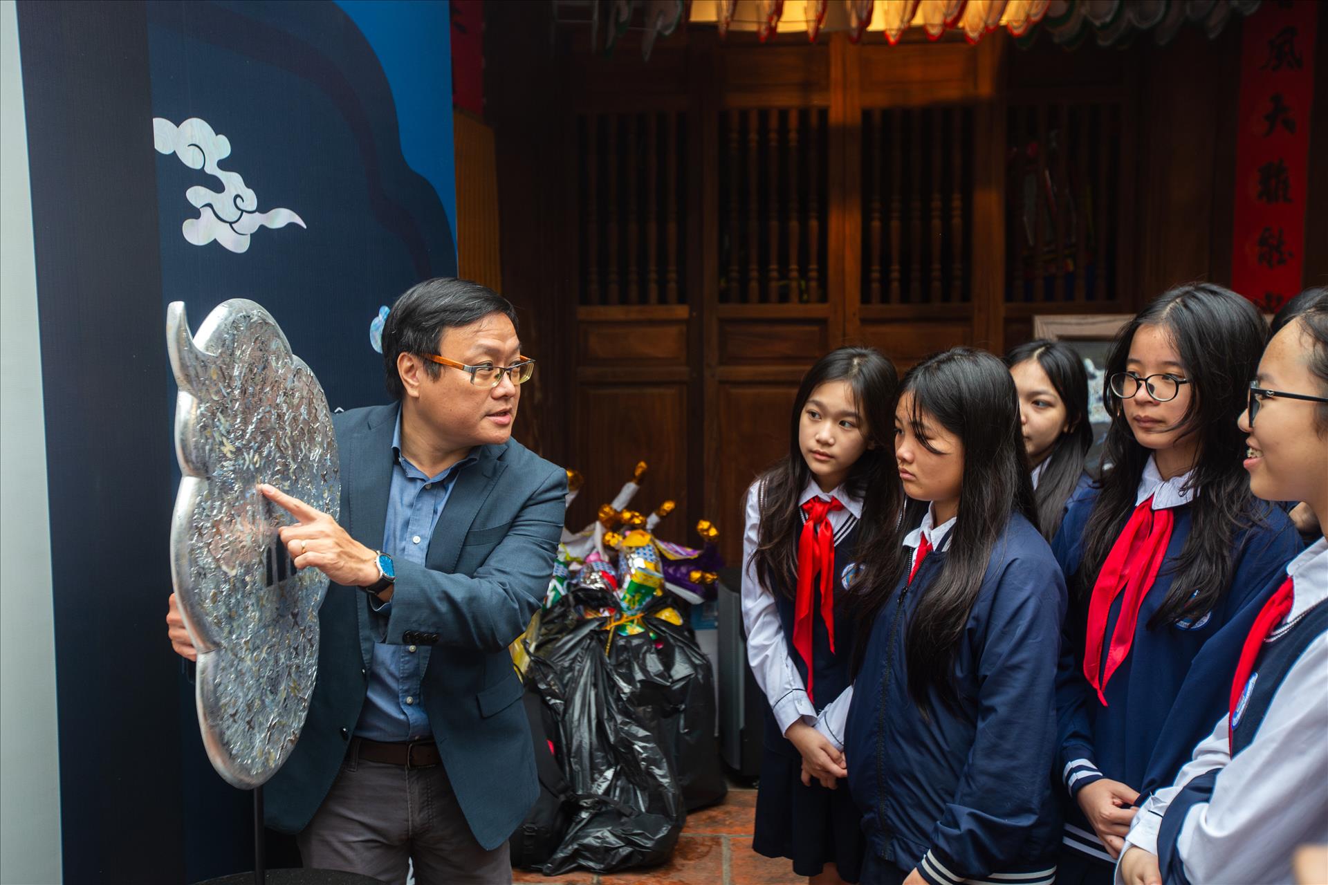 Chuyện Đình Vũ Thạch với Tổ nghề chạm khảm