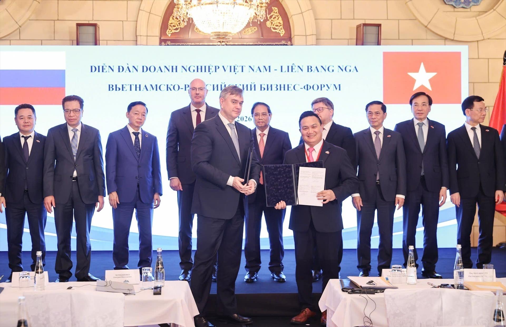 Le Premier ministre Pham Minh Chinh au Forum daffaires Vietnam - Russie