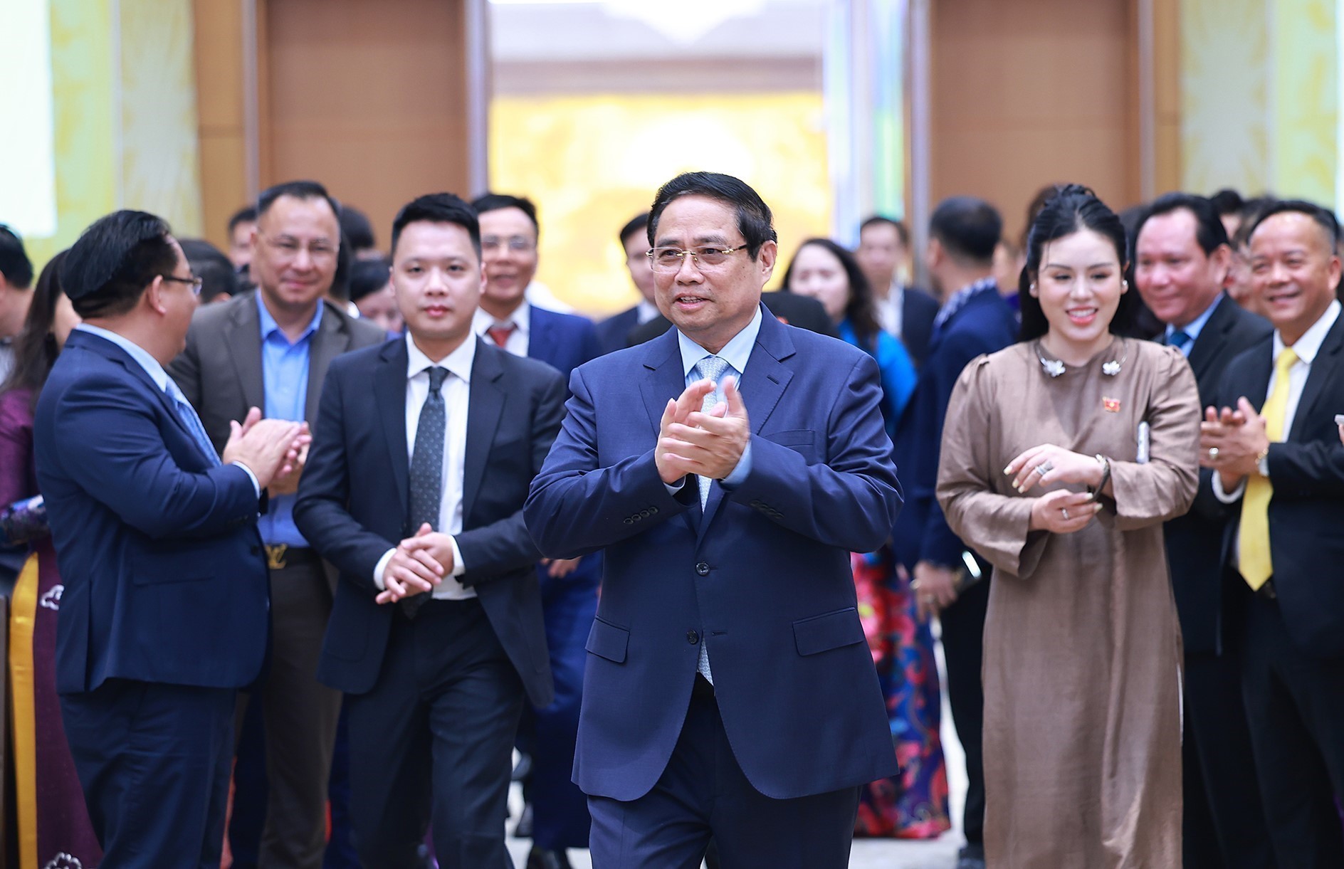 Thủ tướng Phạm Minh Chính chủ trì hội nghị về tăng trưởng hai con số và tri ân doanh nghiệp