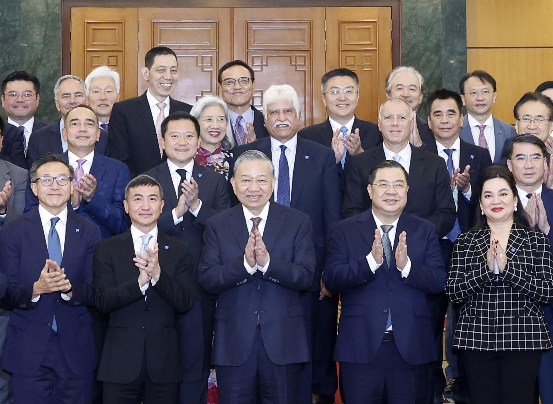 Vietnam pledges partnership to develop resilient, green supply chains: Party leader