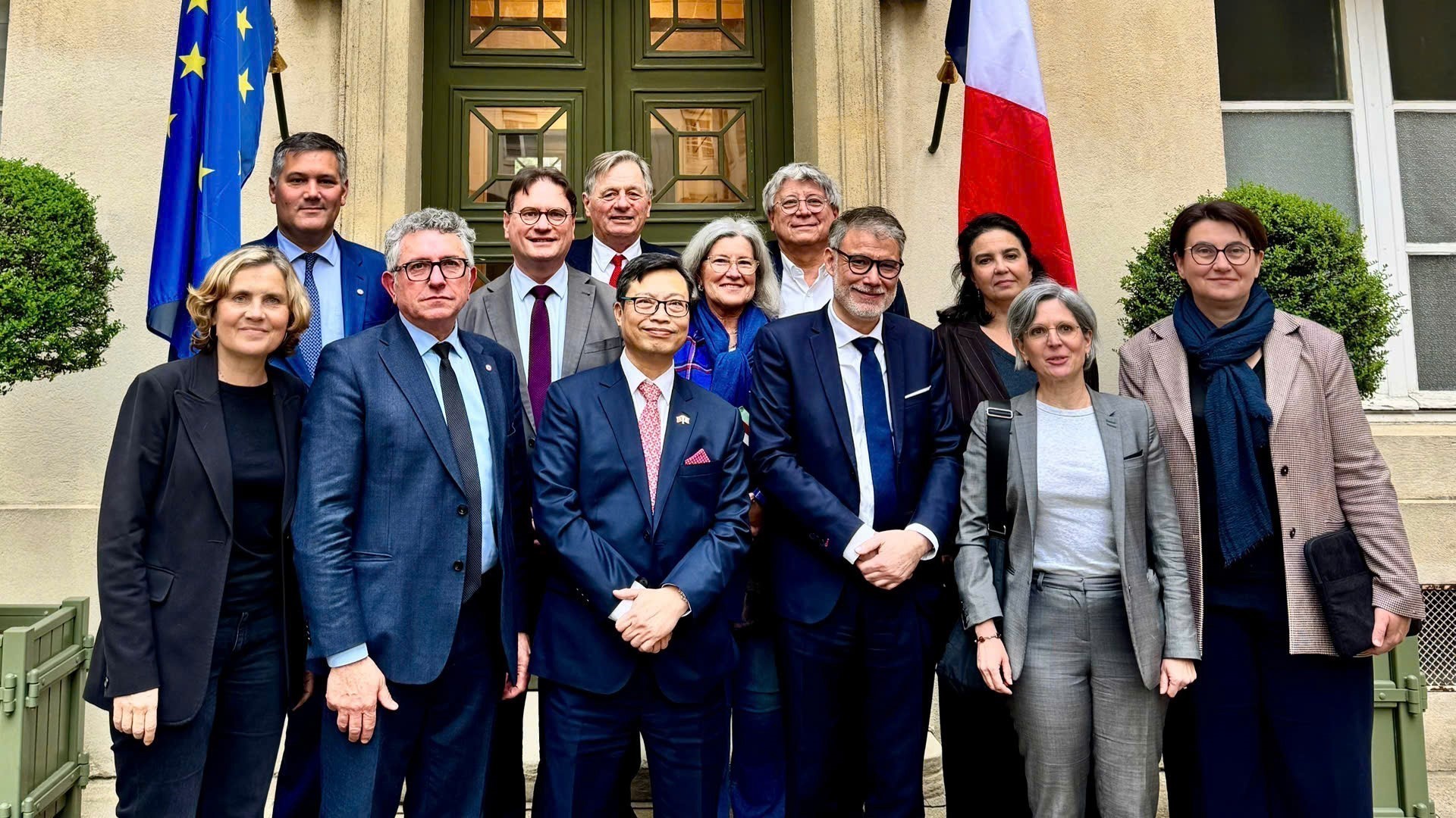 Việt Nam và Pháp thúc đẩy hợp tác nghị viện