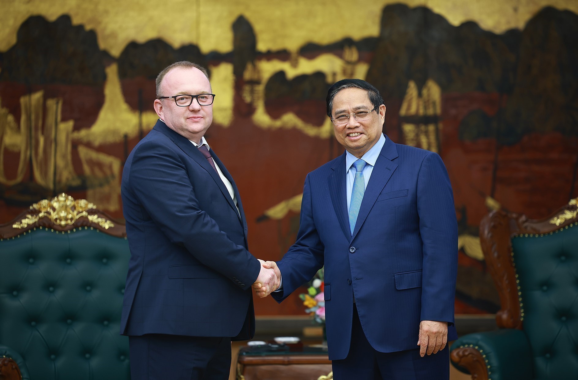 PM urges stronger Vietnam–Belarus cooperation in forensic examination