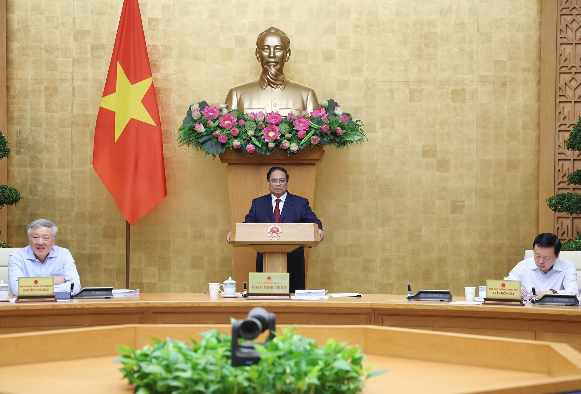 Thủ tướng Phạm Minh Chính chủ trì Phiên họp Chính phủ thường kỳ tháng Ba và Hội nghị trực tuyến Chính phủ với địa phương