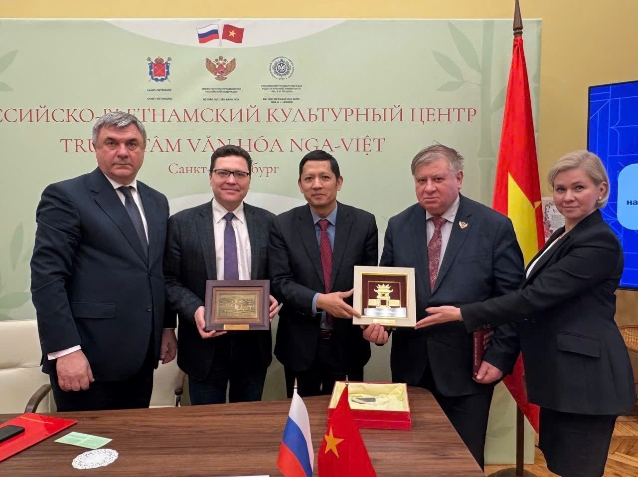 Hình thành các vector hợp tác mới trong quan hệ Nga – Việt