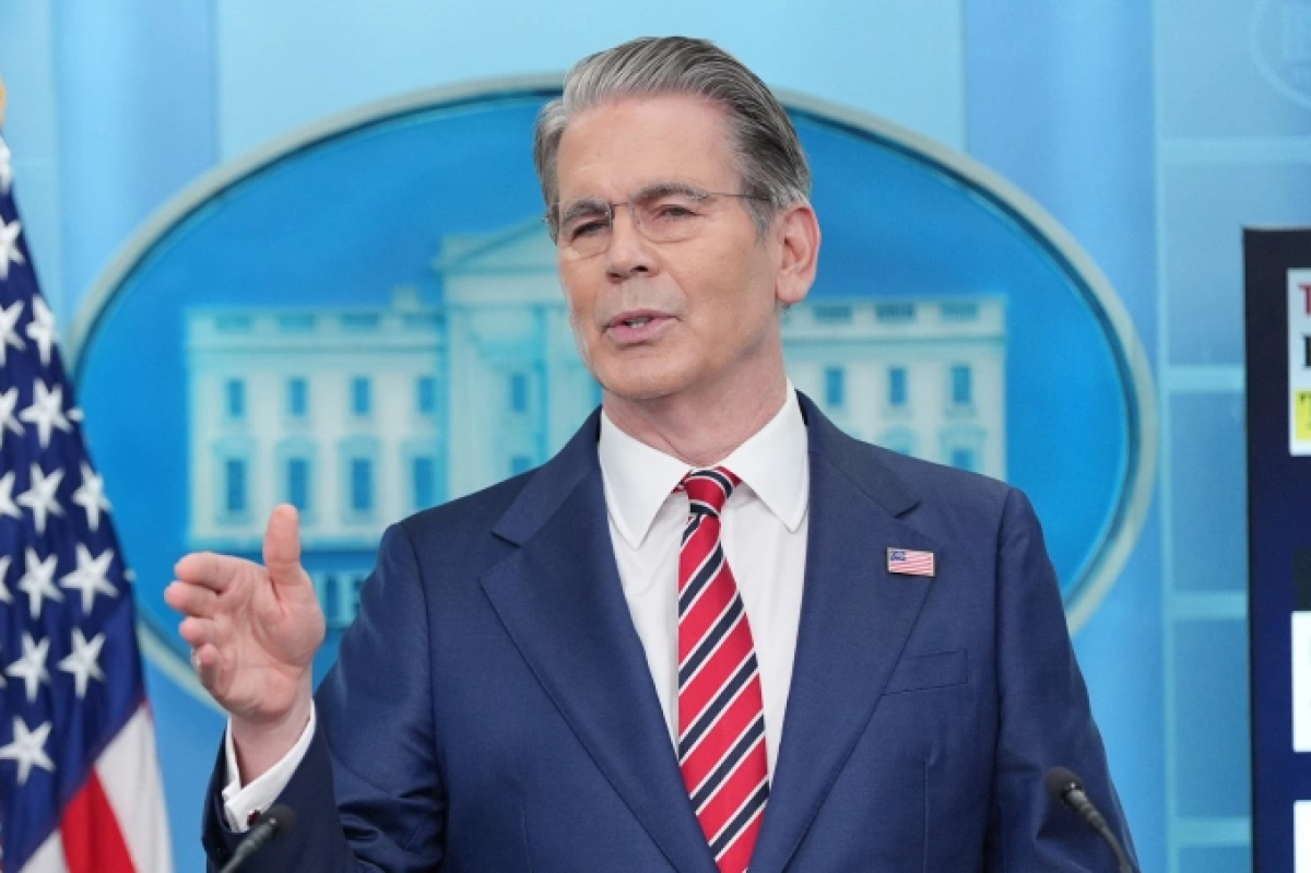 ອາ​ເມ​ລິ​ກາ ຈັດ​ວາງ​ຄຳ​ສັ່ງ​ລົງ​ໂທດ​ຕໍ່​ຝ່າຍ​ຊື້​ນ້ຳ​ມັນ​ຈາກ ອີ​ຣານ