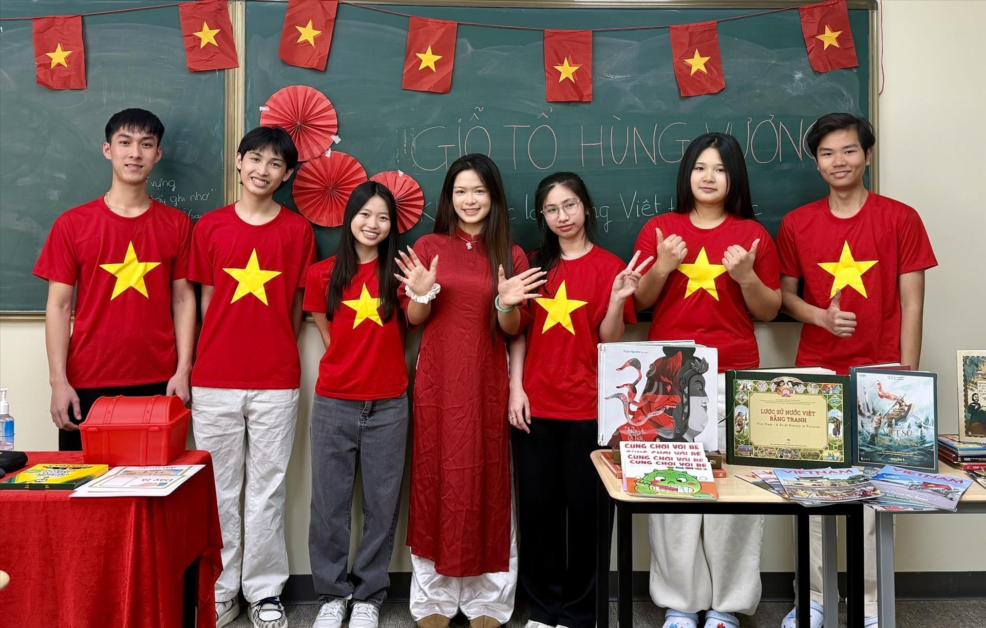 Tôn vinh tiếng Việt: Bồi đắp cội nguồn cho thế hệ trẻ người Việt tại Canada