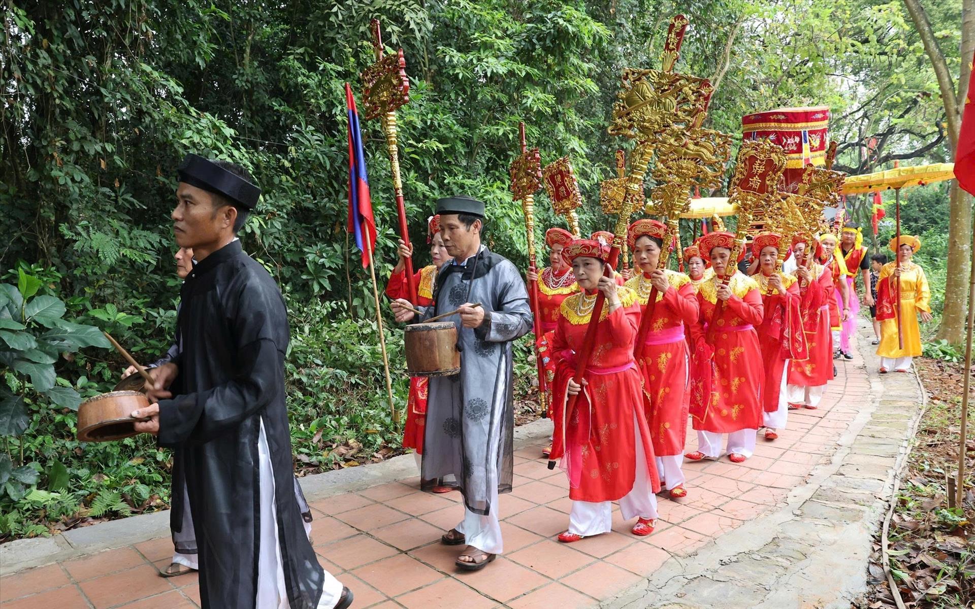 Lễ hội truyền thống Đền thờ Công chúa Nhồi Hoa