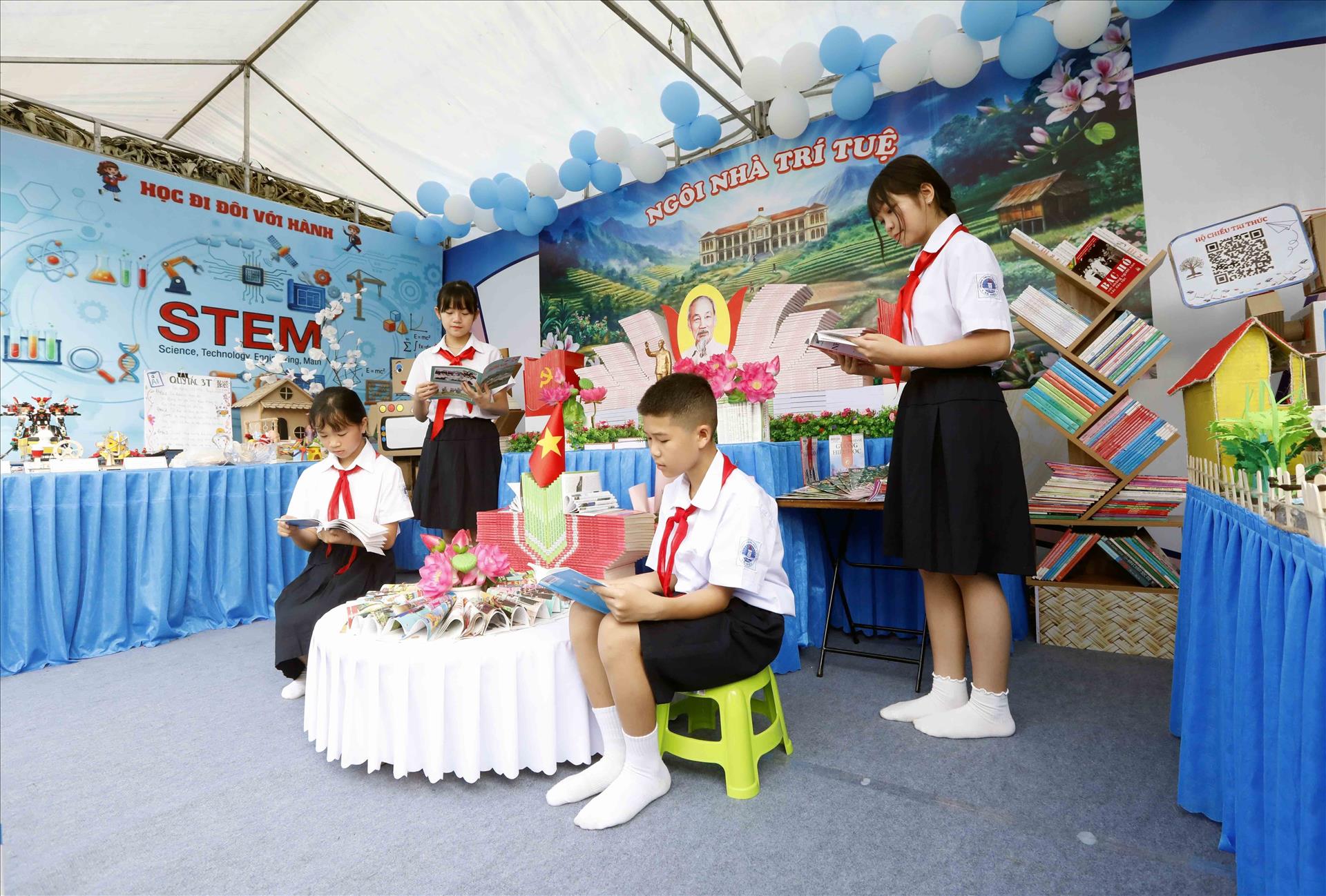 Kết nối tri thức và công nghệ, hướng tới xã hội học tập và đổi mới sáng tạo