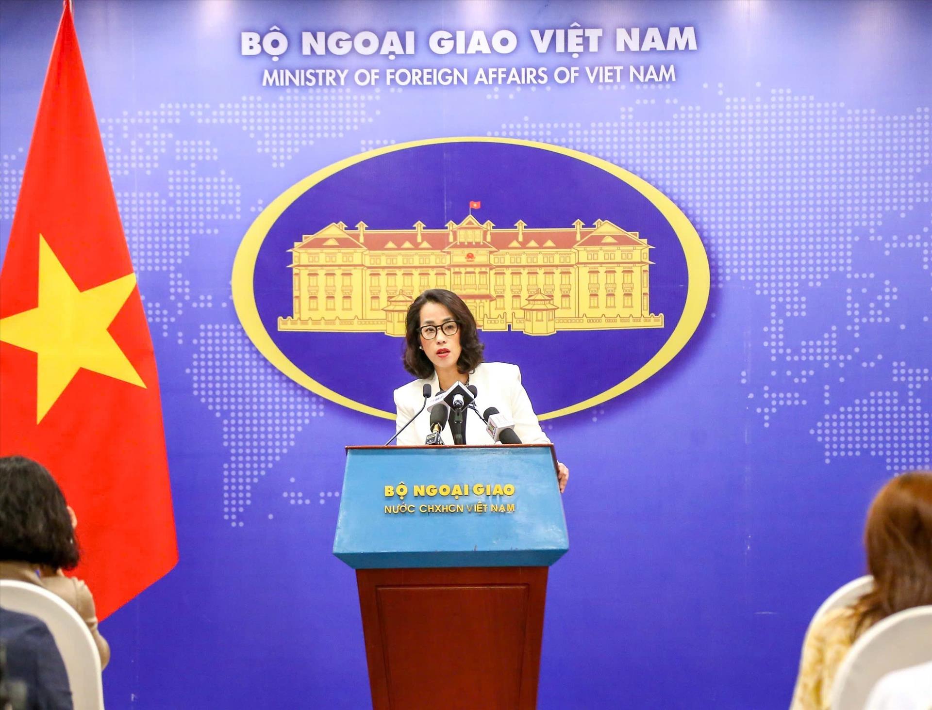 Họp báo Bộ Ngoại giao: Việt Nam và Trung Quốc thể hiện sự tin cậy chính trị ở tầm mức cao