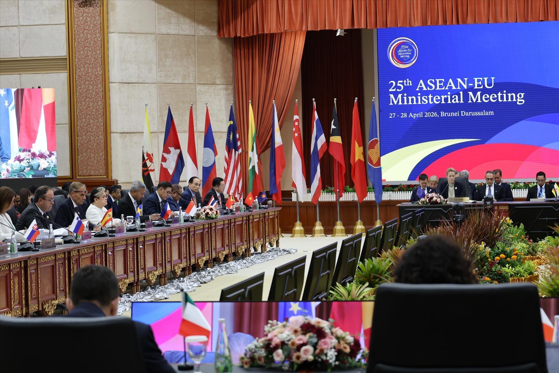 ASEAN-EU tăng cường hợp tác chiến lược và kết nối toàn diện