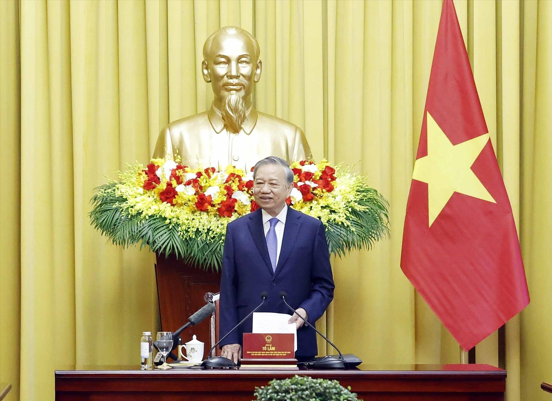 トー・ラム書記長・国家主席「外交は発展への道を切り拓くものでなければならない」